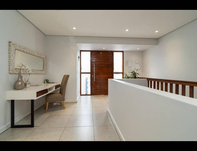 3 BEDROOM TOWNHOUSE FOR SALE IN ZIMBALI ESTATE